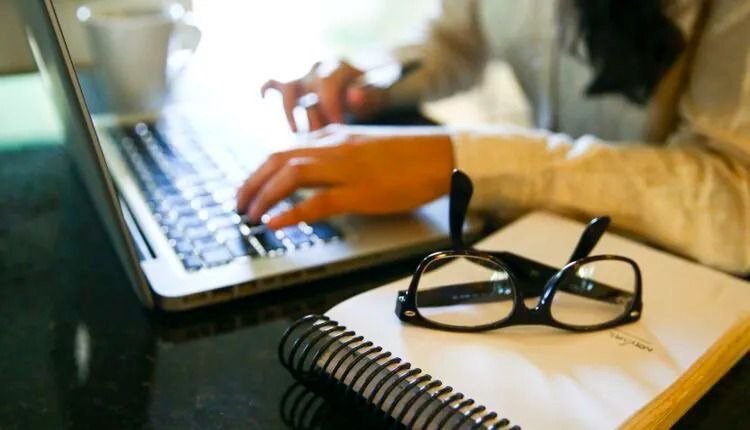Férias ou revisão? Como manter o desempenho nos estudos em julho sem cair no cansaço
