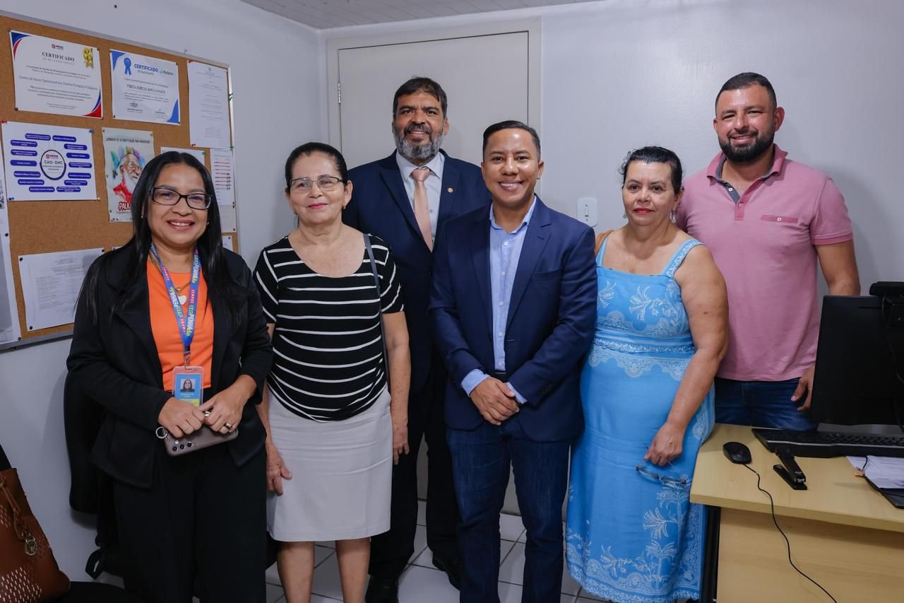 Penha pede apoio do MP para resolver problemas do bairro Diamante