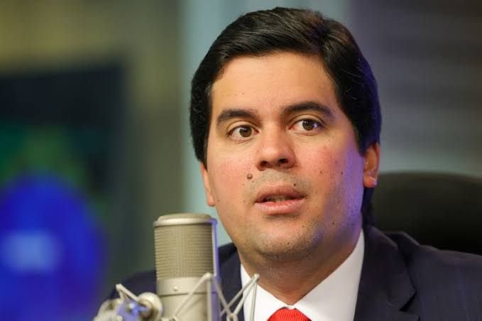 Fufuca na parede: ministro evita falar de permanência e pode ter que escolher entre Lula e a União Progressista
