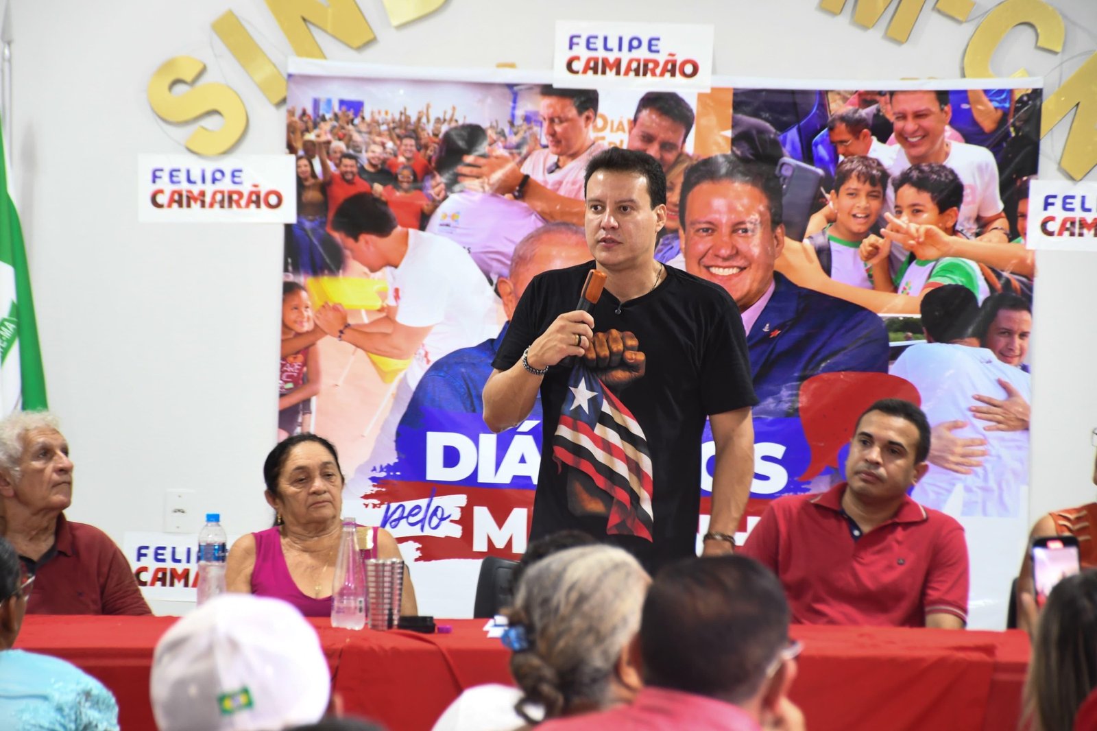 Felipe Camarão reúne centenas de pessoas, com os “Diálogos pelo Maranhão” no Centro Maranhense