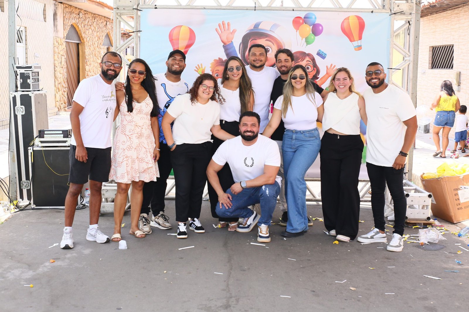 Jonilson Ribeiro e grupos de amigos promovem grande Festa das Crianças no bairro Maiobão, em Paço do Lumiar<br>