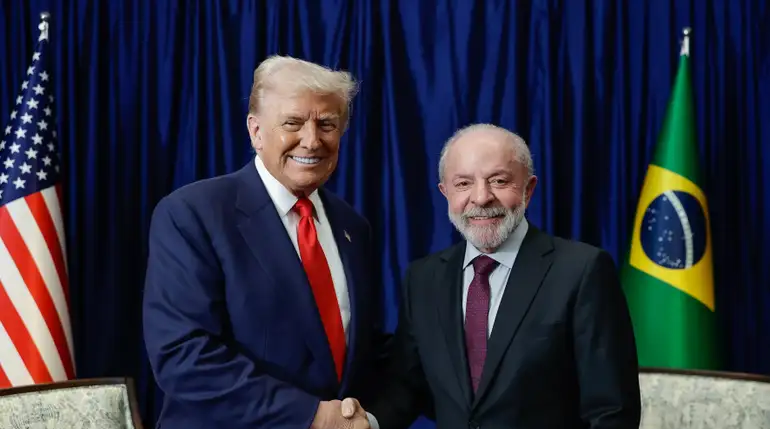 Lula e Trump se reúnem na Malásia em meio ao tarifaço