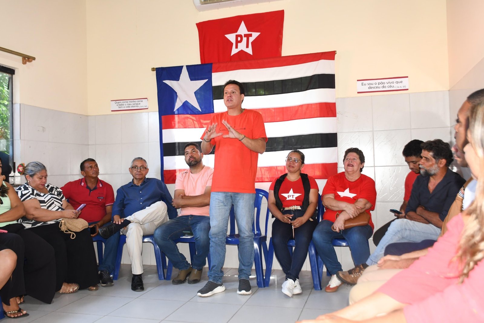 Em Barreirinhas, Felipe Camarão coordena diálogo com setorial de educação