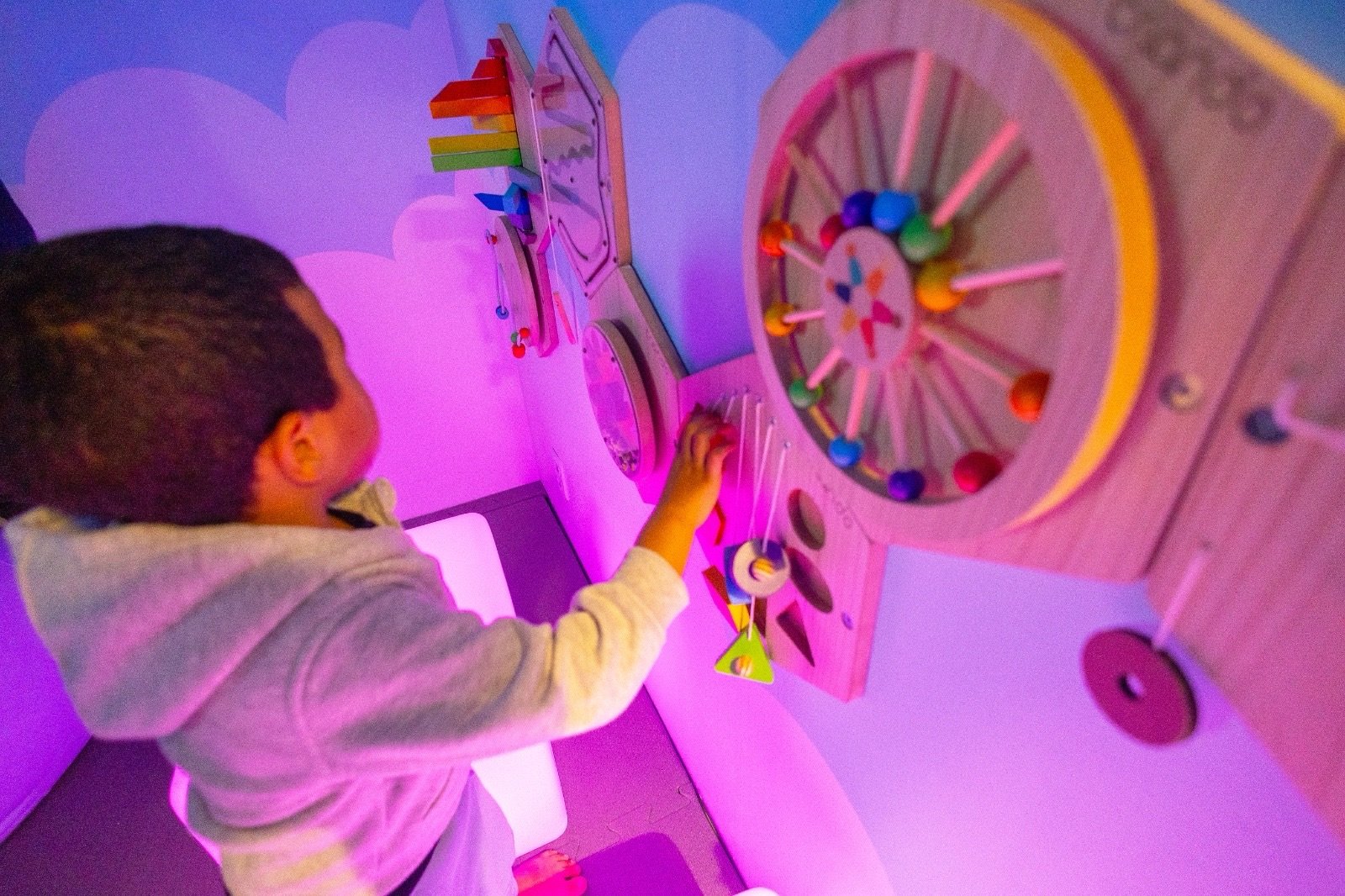 Aeroporto de São Luís inaugura Sala Multissensorial para passageiros neurodivergentes