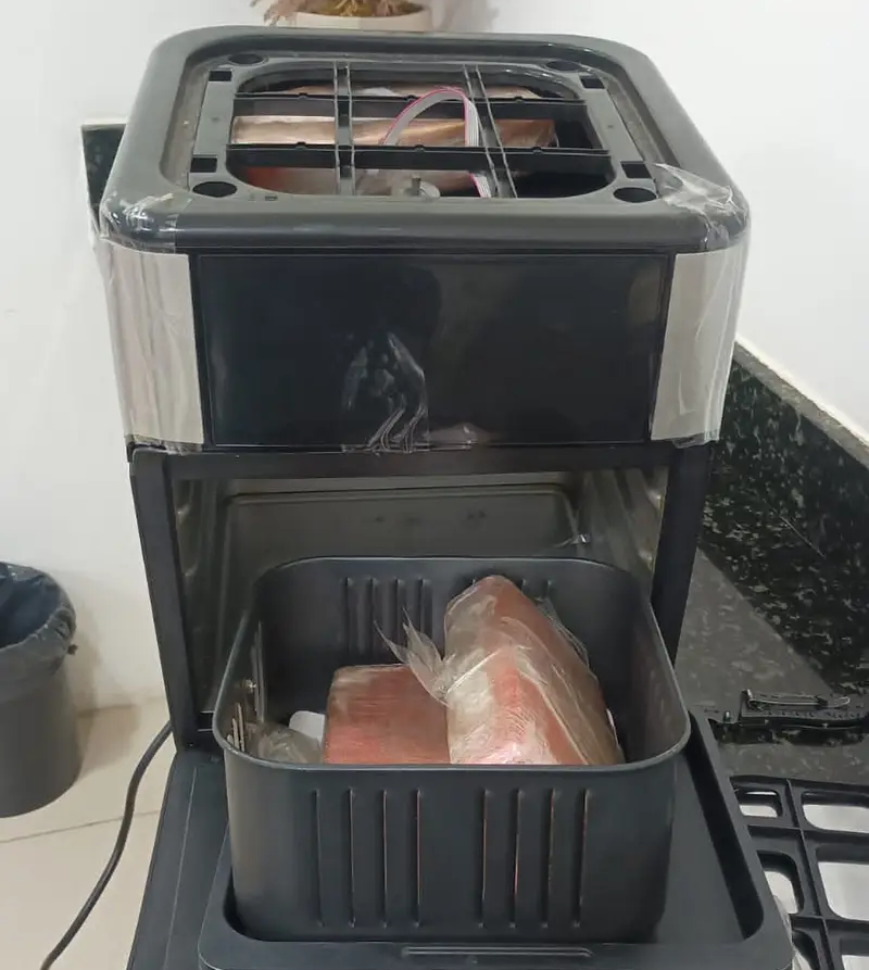 PF prende foragida da Justiça em São Luís e apreende 3 kg de cocaína