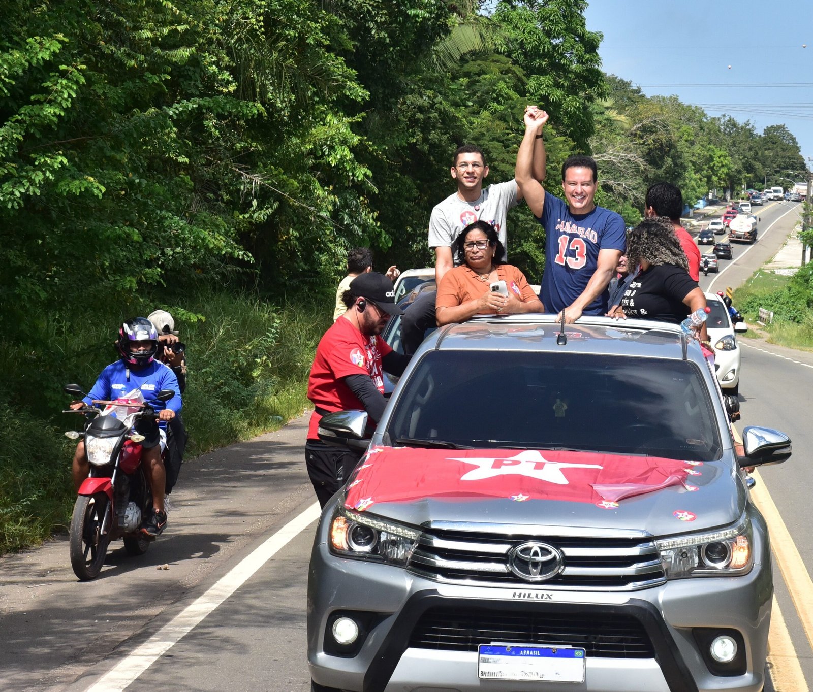 Carreata do 13 leva a campanha de Felipe Camarão à região do Munim<br><br>