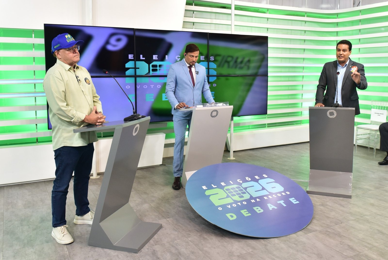 Felipe Camarão se destaca pelo preparo e propostas em debate da TV Cidade