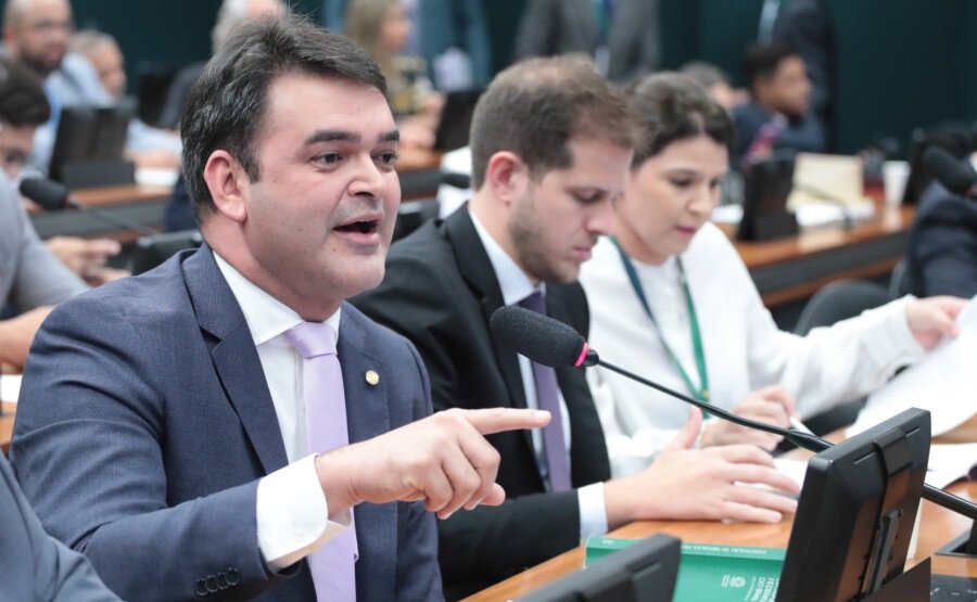 Rubens Jr. liderou debate na Câmara que abriu caminho para isenção do Imposto de Renda para quem ganha até R$ 5 mil