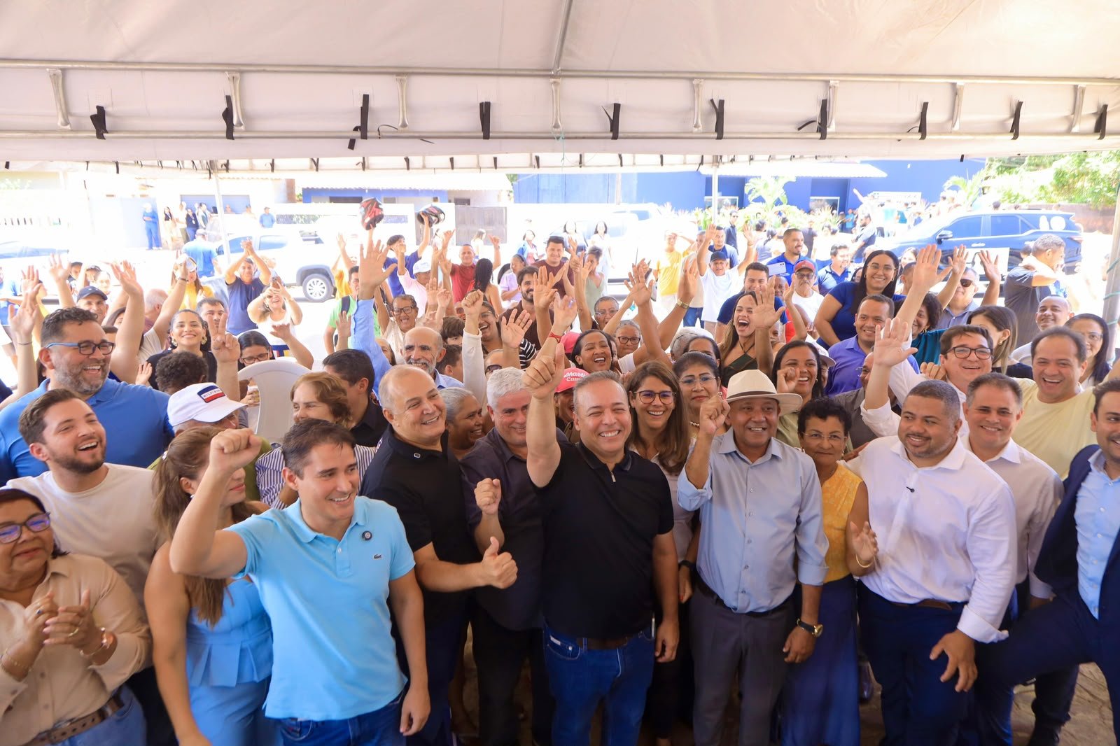 Prefeito Fred Campos inaugura terceiro Restaurante Popular de Paço do Lumiar com almoço para a comunidade.